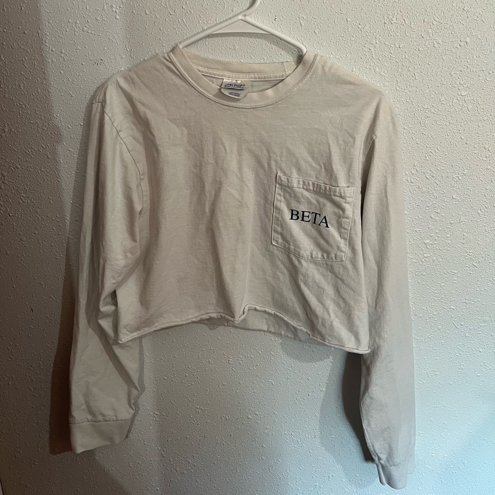 adult medium white long sleeve crop top